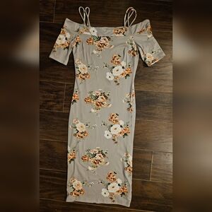 Haute Monde Gray Floral Midi Dress